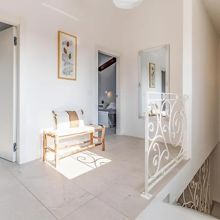 2 Bedroom Lovely In Holiday home *