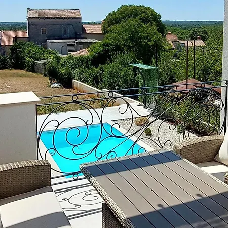 Holiday home 2 Bedroom Lovely In